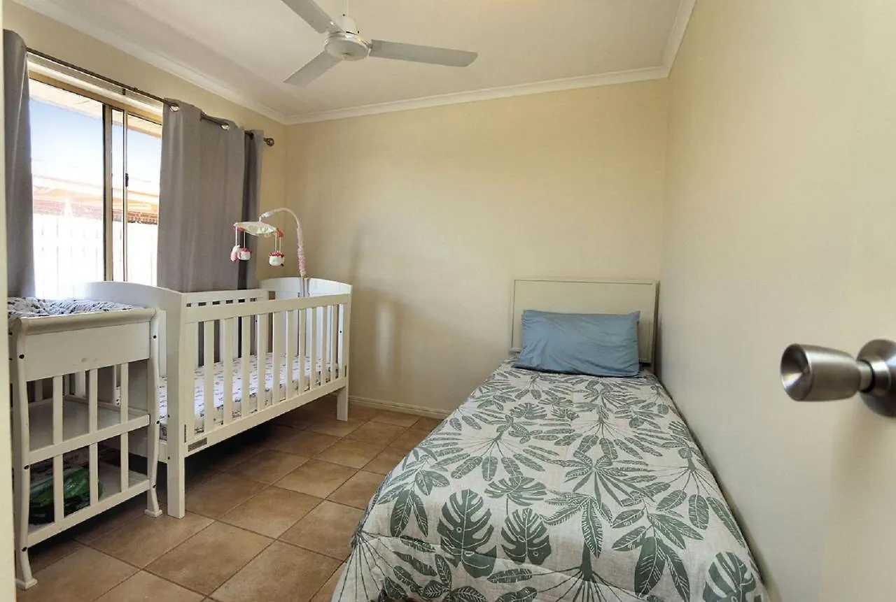 הוילה 13 Natalie Street ברגרה בית נופש